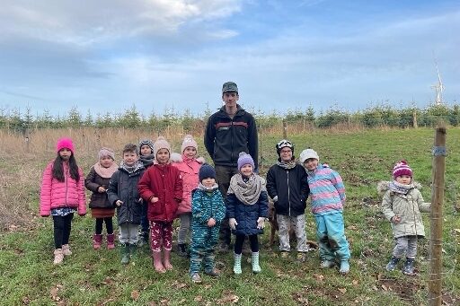 2023 Wackelzahnkinder Schulbaum